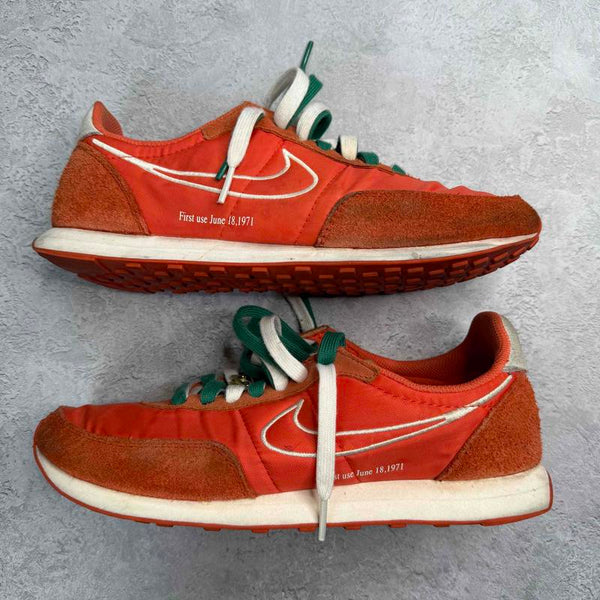Nike Waffle Trainer 2 First Use Orange *pre-owned* SIZE 10