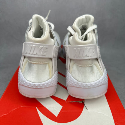 Nike Air Huarache Run White Pure Platinum (GS) *pre-owned* SIZE 6.5Y