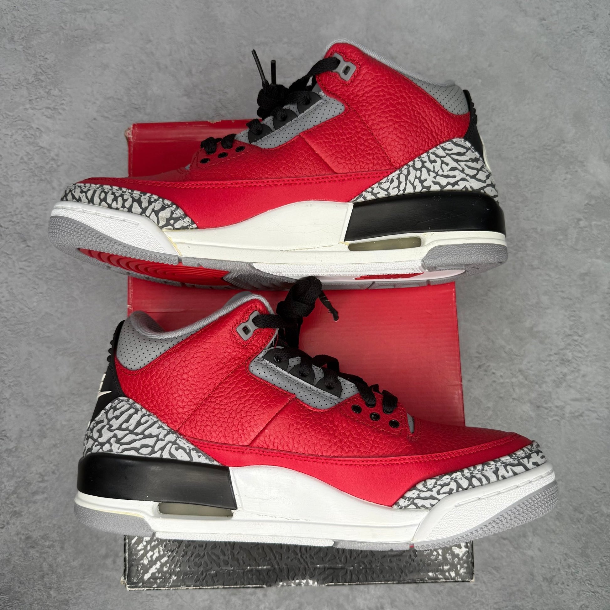 Jordan 3 Retro SE Unite NEW WITH DEFECTS - Kicks Collective PA - Jordan - CK5692 - 600 - Men's Shoes - 9M/10.5W - Brand New