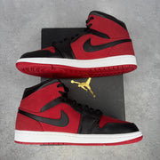 Jordan 1 Mid Gym Red Black *pre-owned* SIZE 11