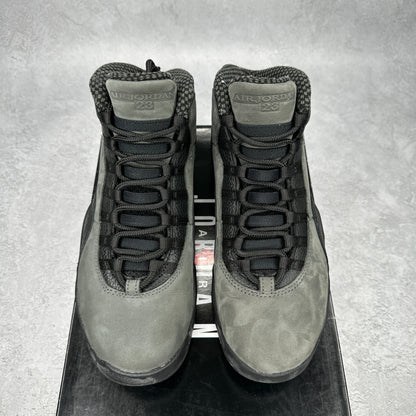 Jordan 10 Retro Shadow (2018) *pre-owned* SIZE 9