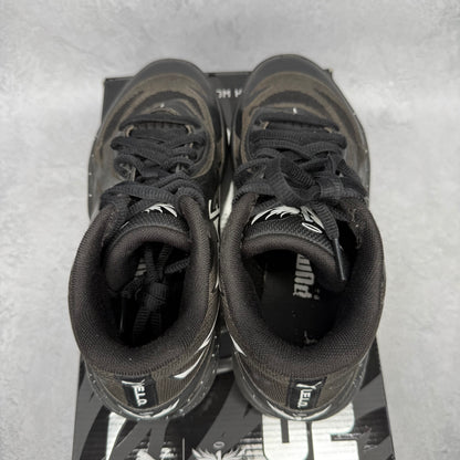 Puma LaMelo Ball MB.02 Oreo (GS) *pre-owned* SIZE 5.5Y