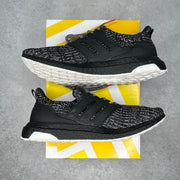 adidas Ultra Boost 4.0 Breast Cancer Awareness *pre-owned* SIZE 9
