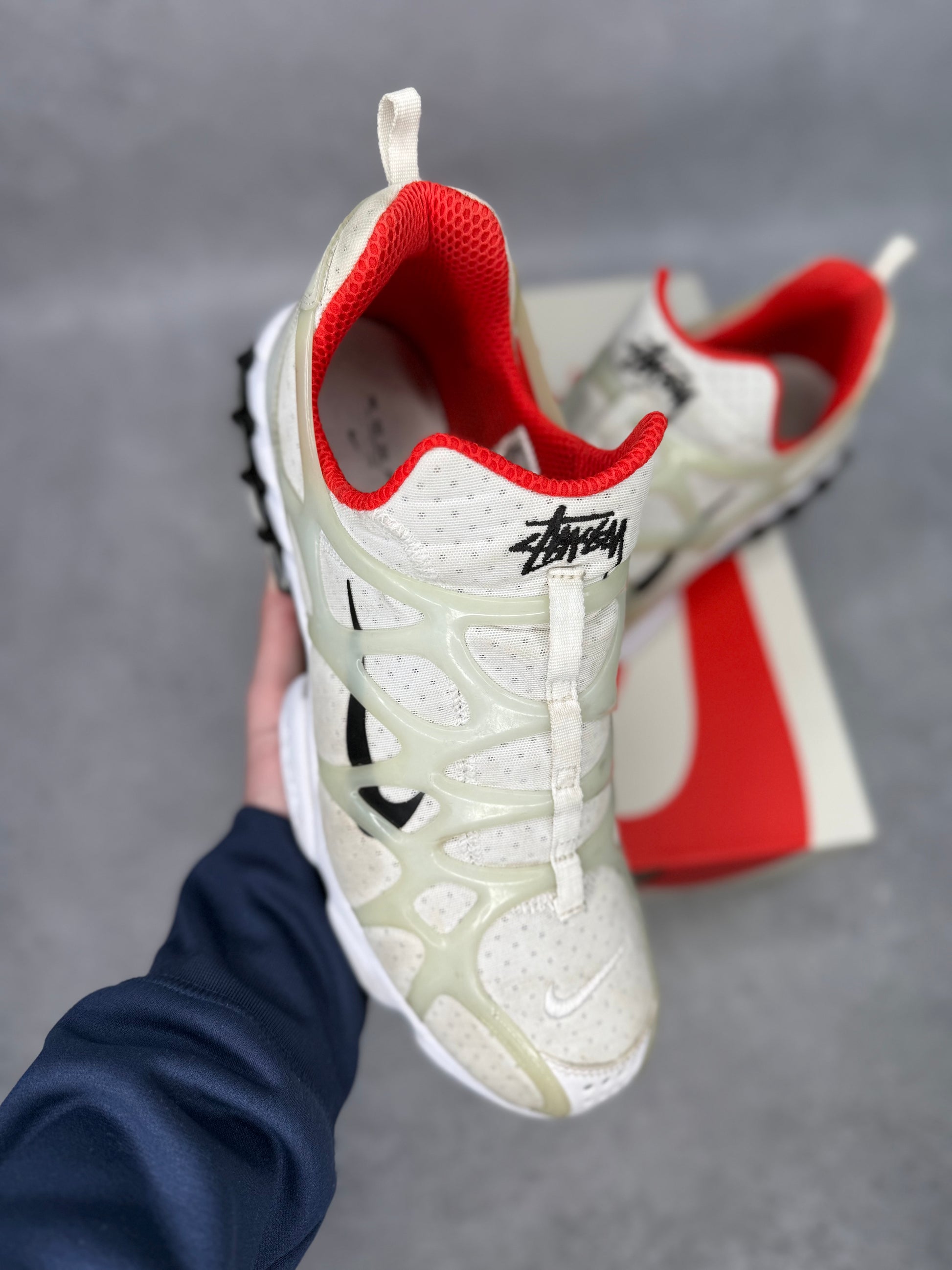 Nike Air Kukini Spiridon Cage 2 Stussy White *pre-owned* SIZE 12