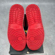 Jordan 1 Mid Alternate Bred (2022) pre-owned size 9.5