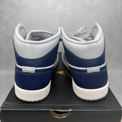 Jordan 1 Mid Wolf Grey Midnight Navy *pre-owned* SIZE 13