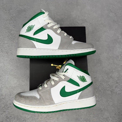 Jordan 1 Mid SE White Pine Green Smoke Grey (GS) *pre - owned* SIZE 5.5Y - Kicks Collective PA - Jordan - DC7248-103 - Kid's Shoes - 5.5Y - Pre - Owned