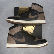 Jordan 1 Retro High OG Palomino *pre-owned* SIZE 10
