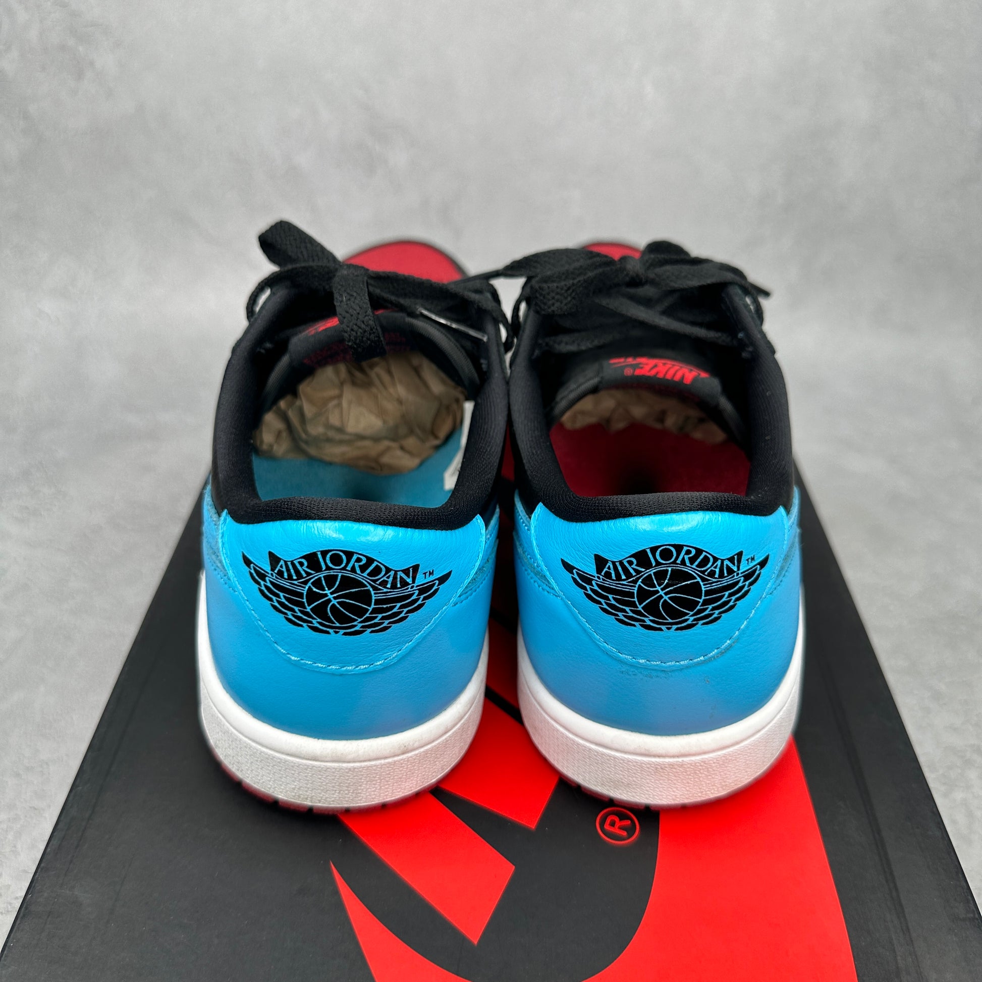 Jordan 1 Retro Low OG NC to Chi (Women's) *pre-owned* SIZE 9.5W