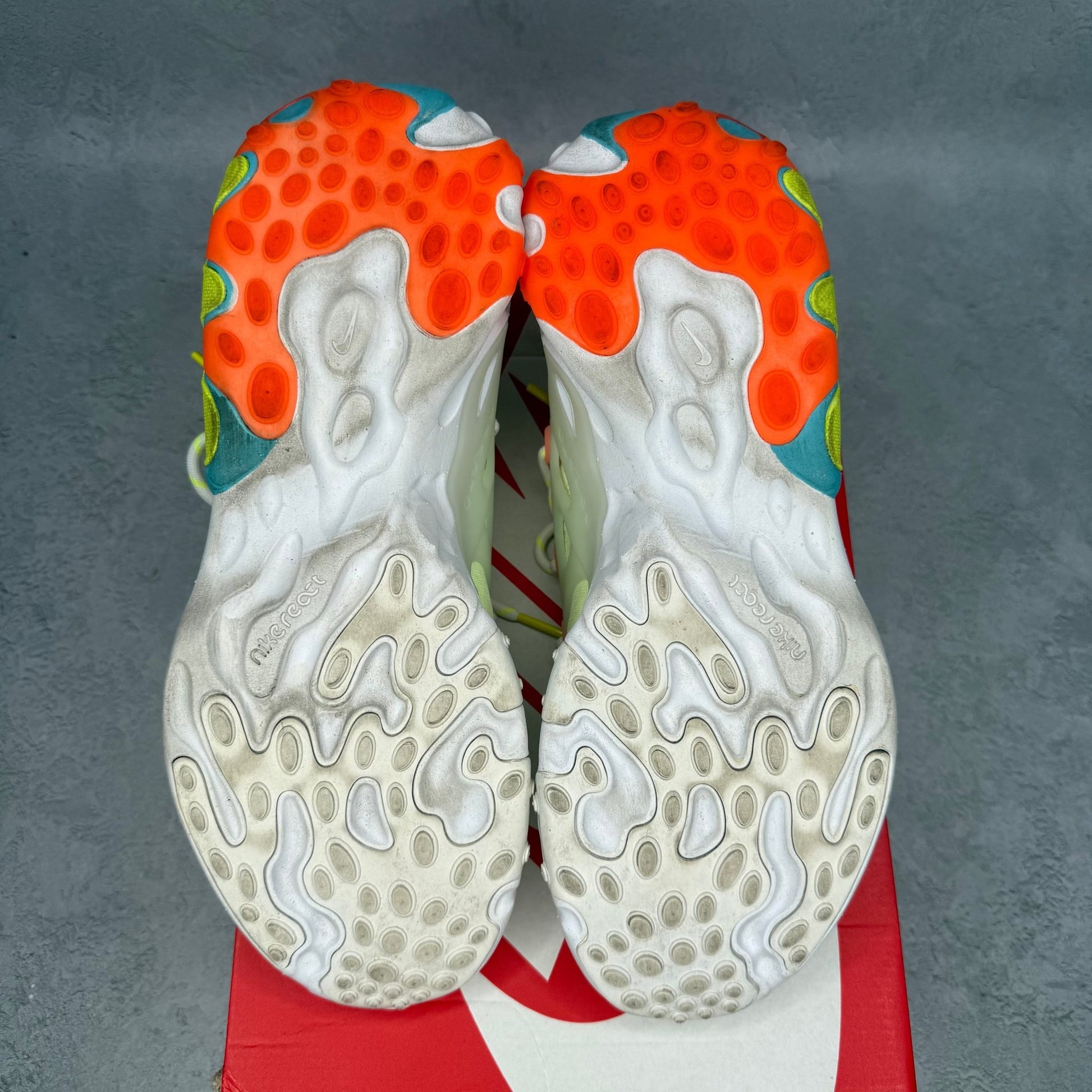 Nike React Presto Barely Volt *pre - owned* SIZE 10.5 - Kicks Collective PA - Nike - AV2605-700 - Men's Shoes - 10.5M/12W - Pre - Owned
