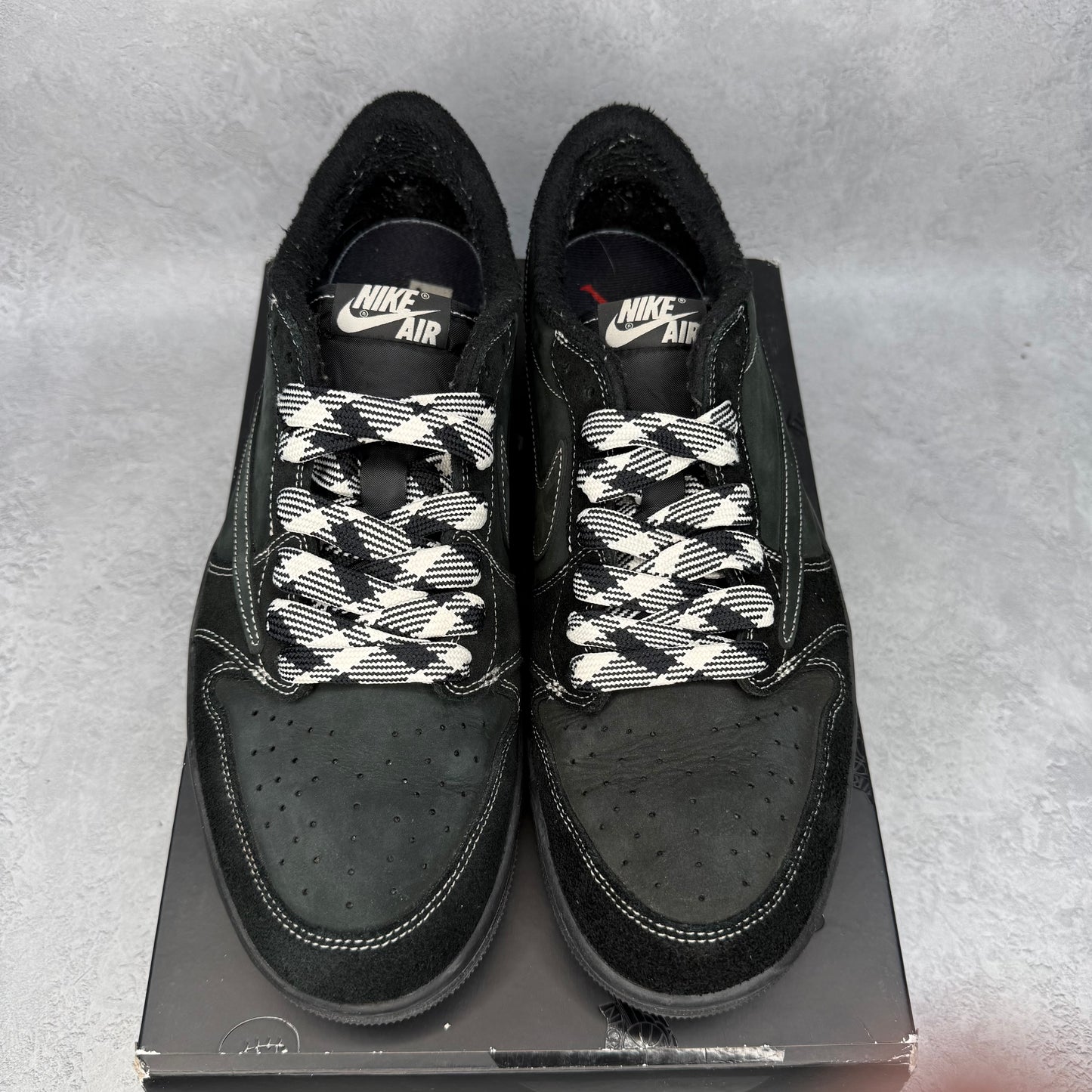 Jordan 1 Retro Low OG SP Travis Scott Black Phantom *pre-owned* SIZE 13