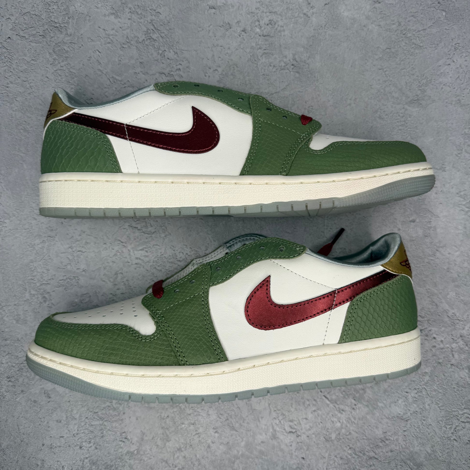 Jordan 1 Retro Low OG Year of the Dragon (2024)