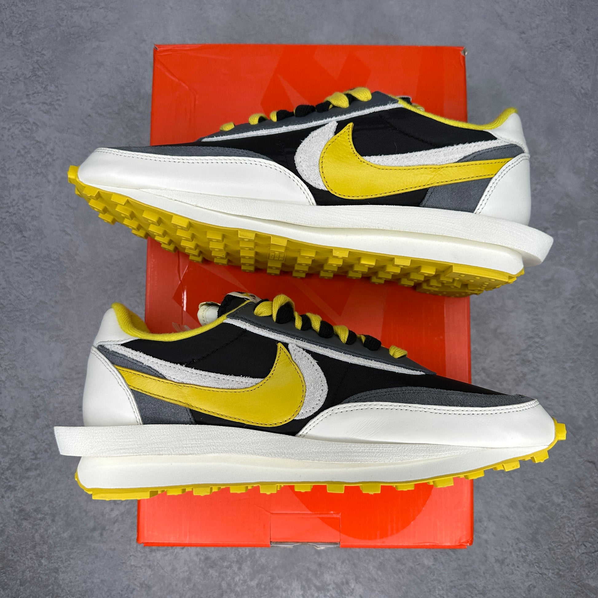 Nike LD Waffle sacai Undercover Black Bright Citron *pre-owned* SIZE 11