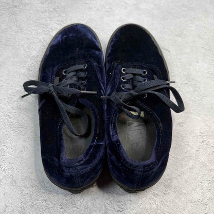 VANS Classic Blue Velvet *pre-owned* SIZE 6Y