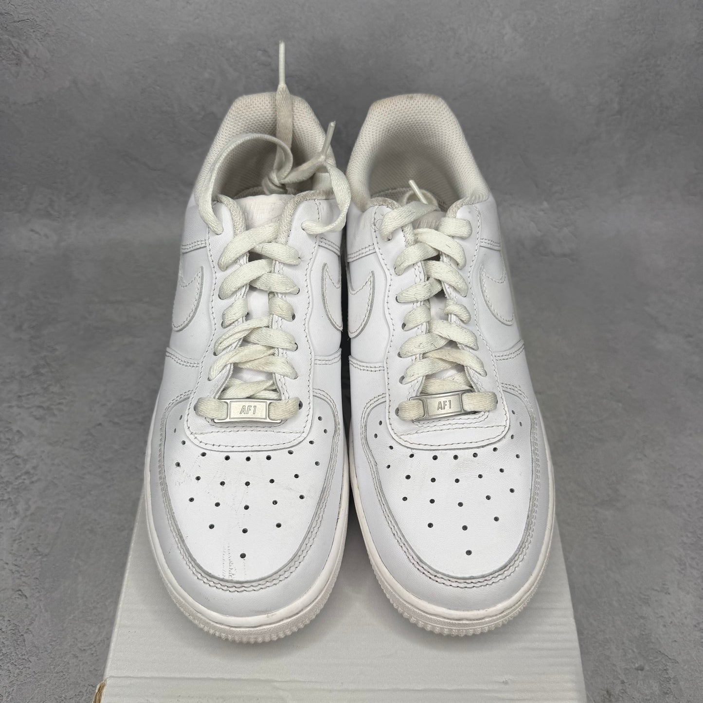 Nike Air Force 1 Low '07 White (Women's) *pre-owned* SIZE 8W