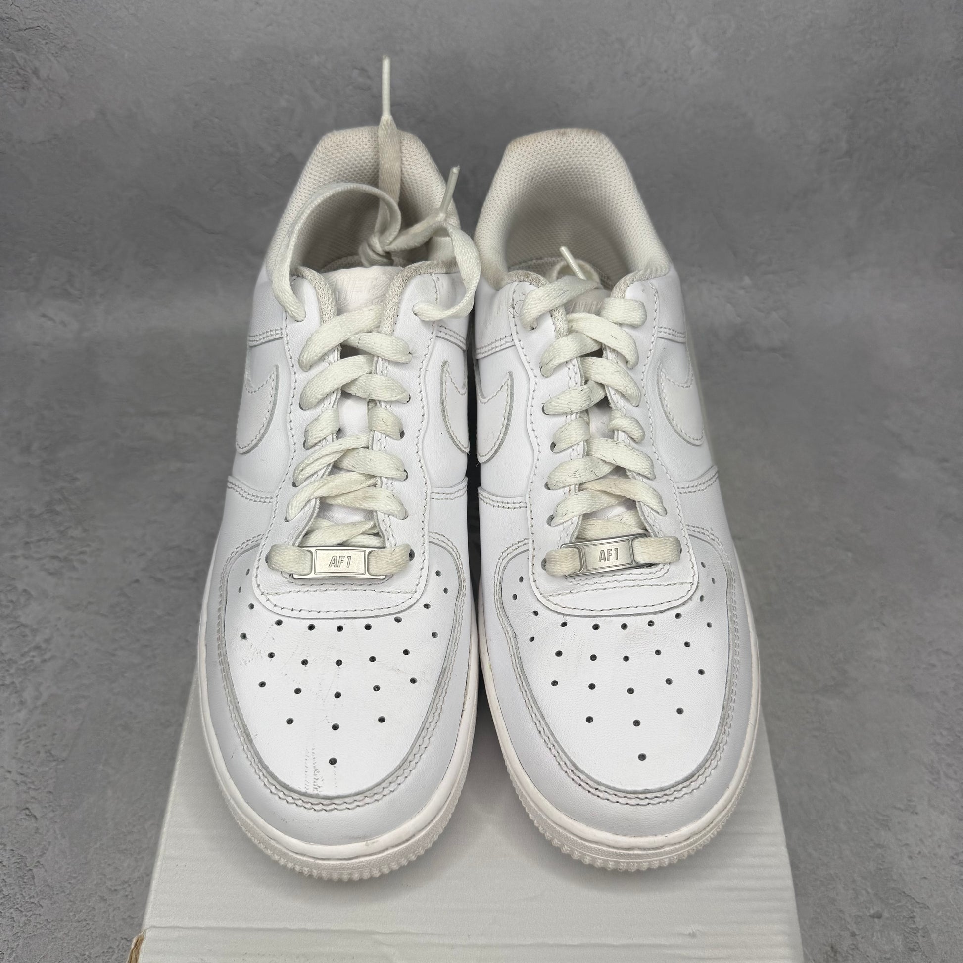 Nike Air Force 1 Low '07 White (Women's) *pre-owned* SIZE 8W