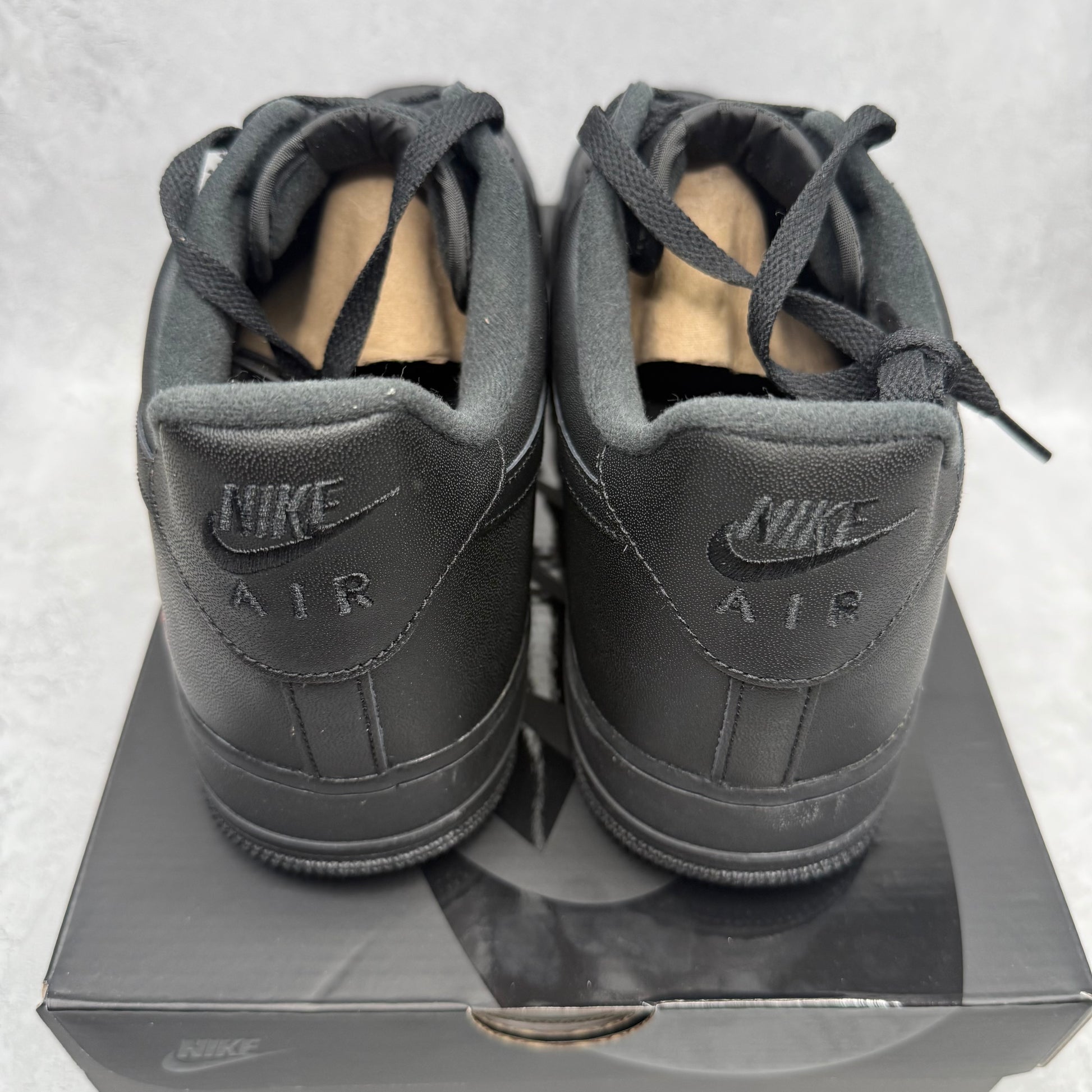 Nike Air Force 1 Low Supreme Black