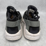 Nike Air Huarache Black Cool Grey *pre-owned* SIZE 10.5