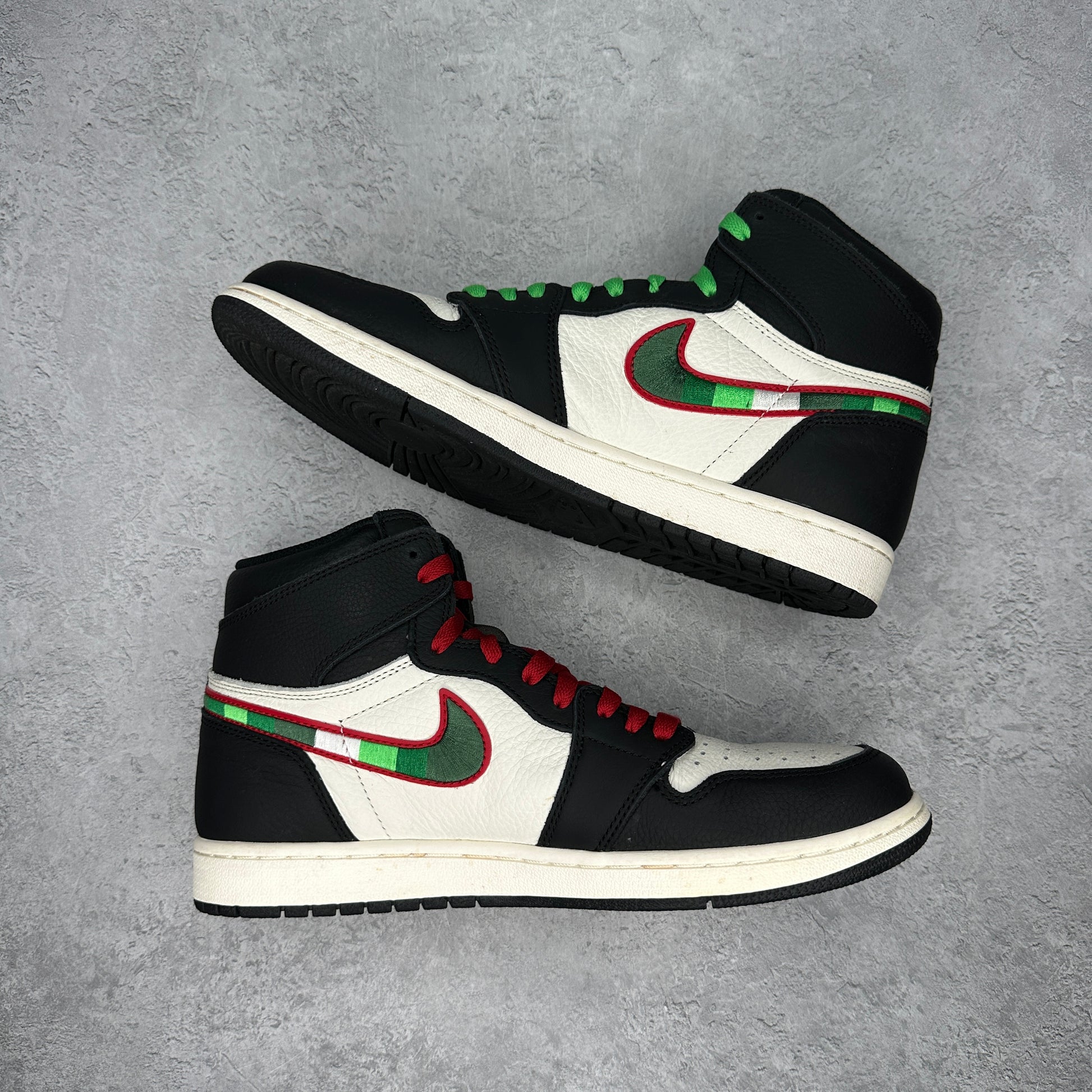 Jordan 1 Retro High Sports Illustrated (A Star Is Born) *pre-owned* SIZE 10.5