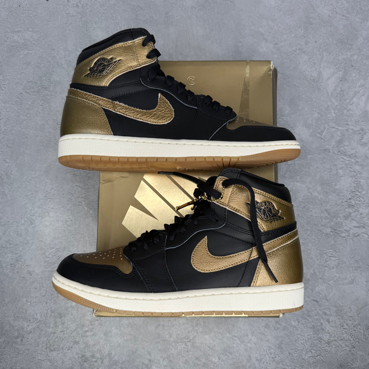 Jordan 1 Retro High OG Black Metallic Gold *pre-owned* SIZE 10