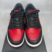 Jordan 1 Retro Low OG Banned pre-owned size 9