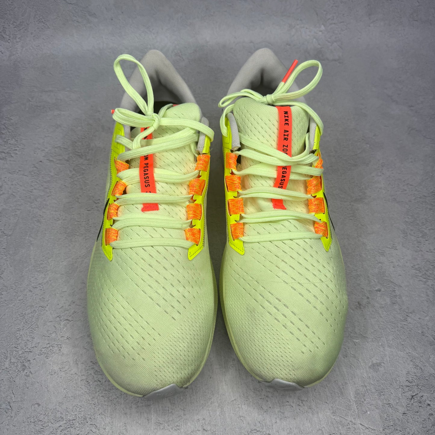 Nike Air Zoom Pegasus 38 Barely Volt *pre-owned* SIZE 12