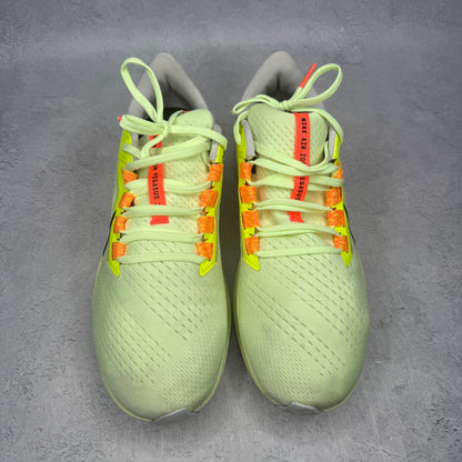 Nike Air Zoom Pegasus 38 Barely Volt *pre-owned* SIZE 12
