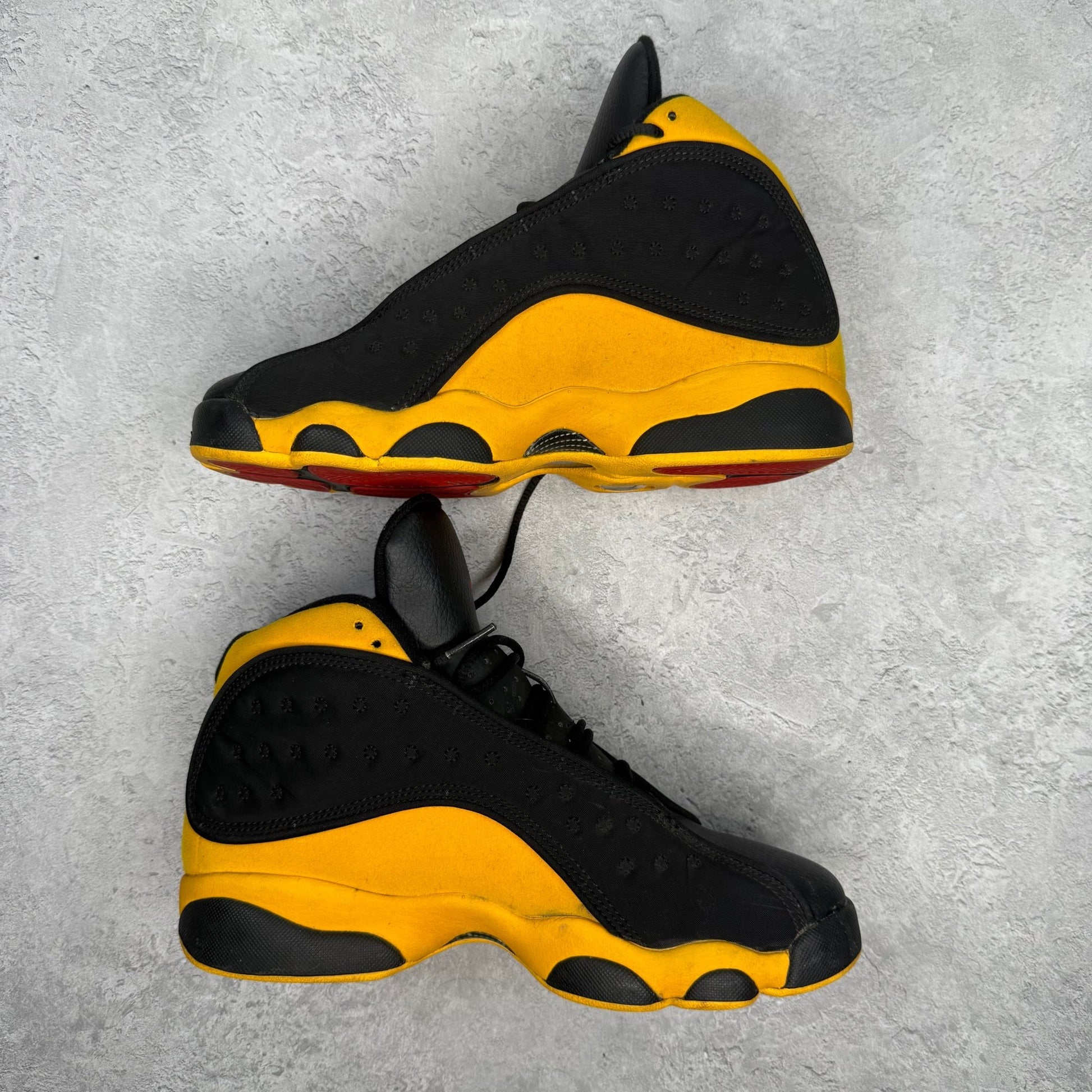 Jordan 13 Retro Carmelo Anthony Class Of 2002 (GS) *pre - owned* SIZE 5.5Y - Kicks Collective PA - Jordan - 884129 - 035 - Kid's Shoes - 5.5Y - Pre - Owned