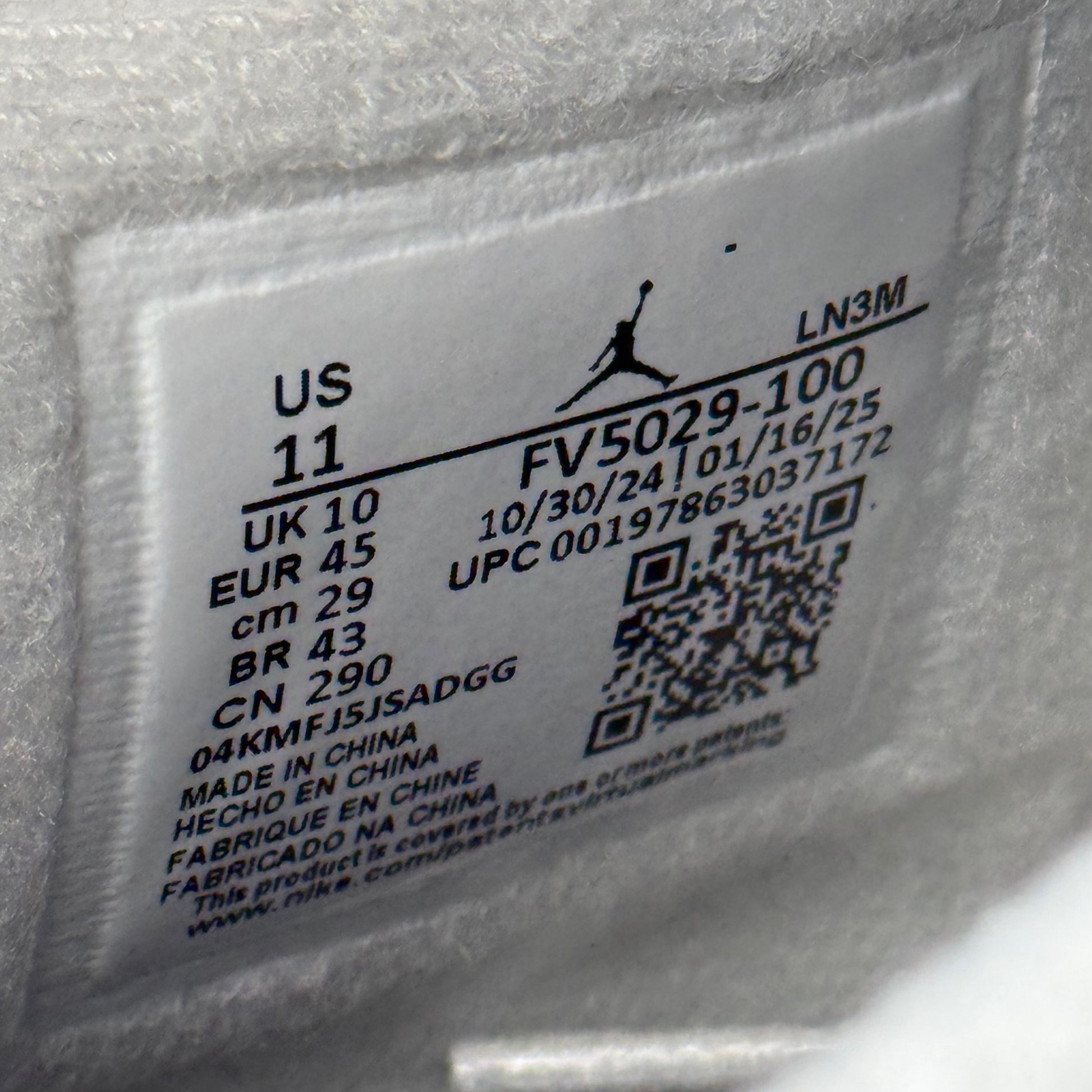 Jordan 4 Retro White Cement (2025)