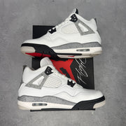 Jordan 4 Retro White Cement (2025) *pre-owned* SIZE 9.5