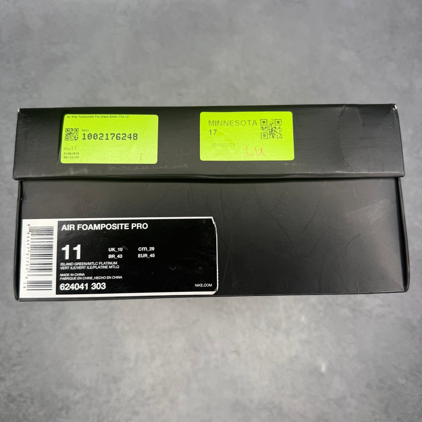Air Nike Foamposite Pro Island Green VVNDS *pre - owned* SIZE 11 - Kicks Collective PA - Nike - 624041-303 - Men's Shoes - 11M/12.5W - Pre - Owned