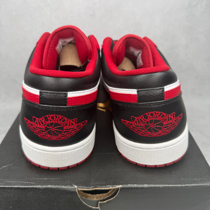 Jordan 1 Low Bulls *pre-owned* SIZE 13