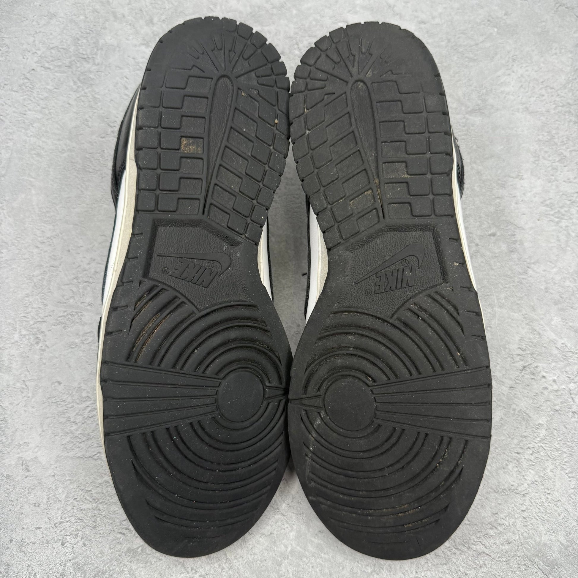 Nike Dunk Low Retro White Black Panda *pre - owned* SIZE 10 - Kicks Collective PA - Nike - DD1391 - 100 - Men's Shoes - 10M/11.5W - Pre - Owned