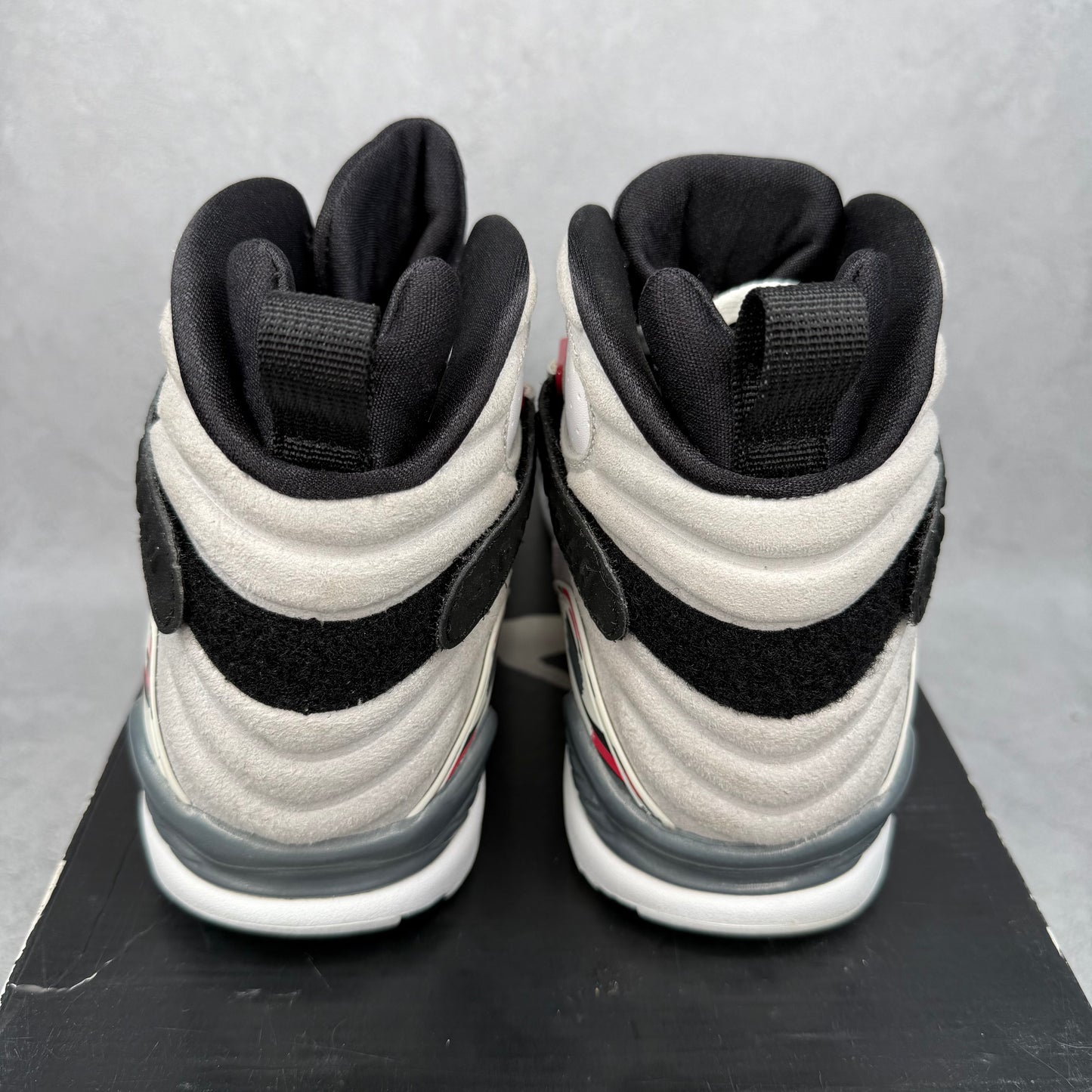 Jordan 8 Retro Bugs Bunny (2013) *pre-owned* SIZE 8.5