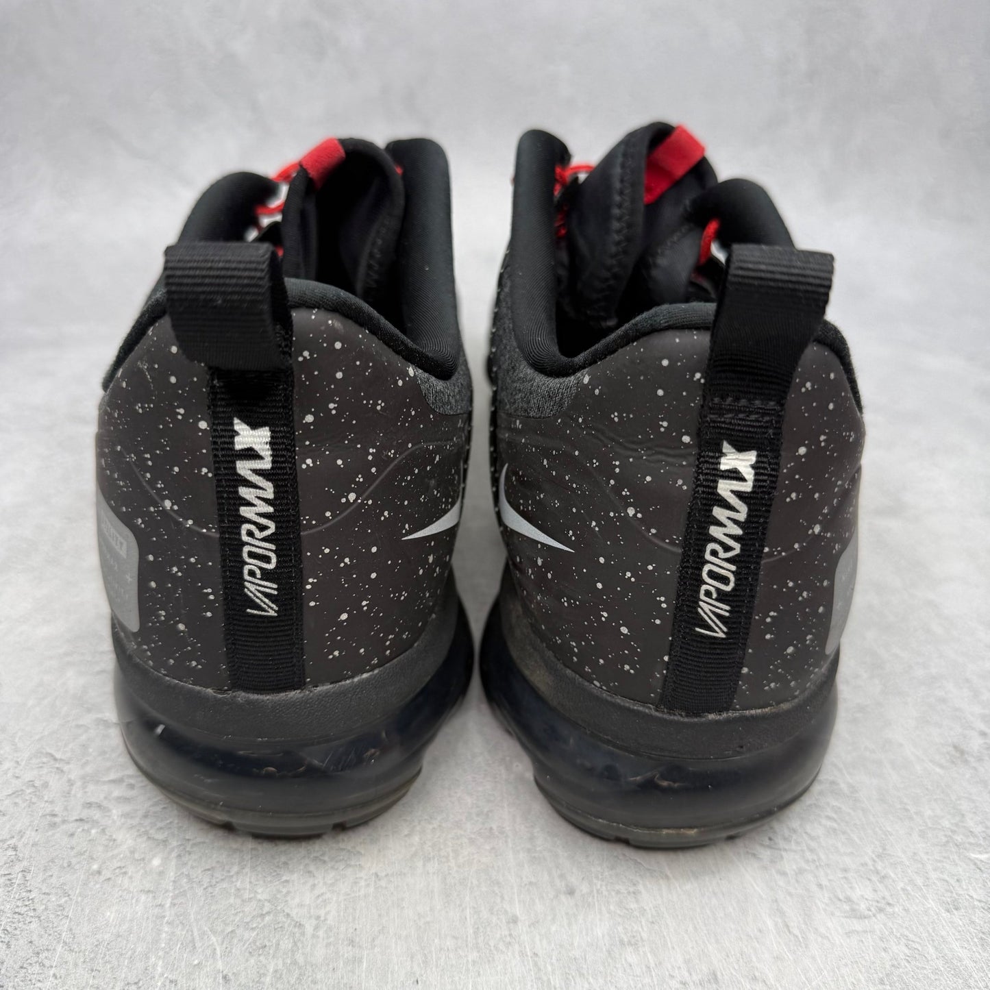 Nike Air VaporMax Run Utility Black Anthracite *pre - owned* SIZE 12 - Kicks Collective PA - Nike - AQ8810-001 - Men's Shoes - 12M/13.5W - Pre - Owned - No Box