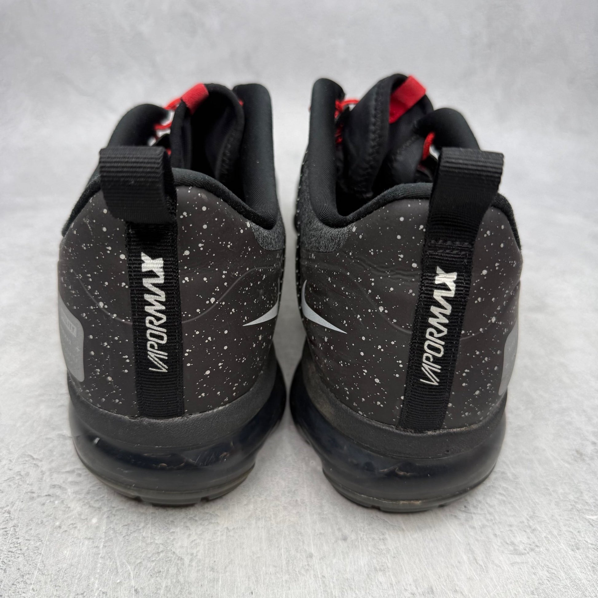 Nike Air VaporMax Run Utility Black Anthracite *pre - owned* SIZE 12 - Kicks Collective PA - Nike - AQ8810-001 - Men's Shoes - 12M/13.5W - Pre - Owned - No Box