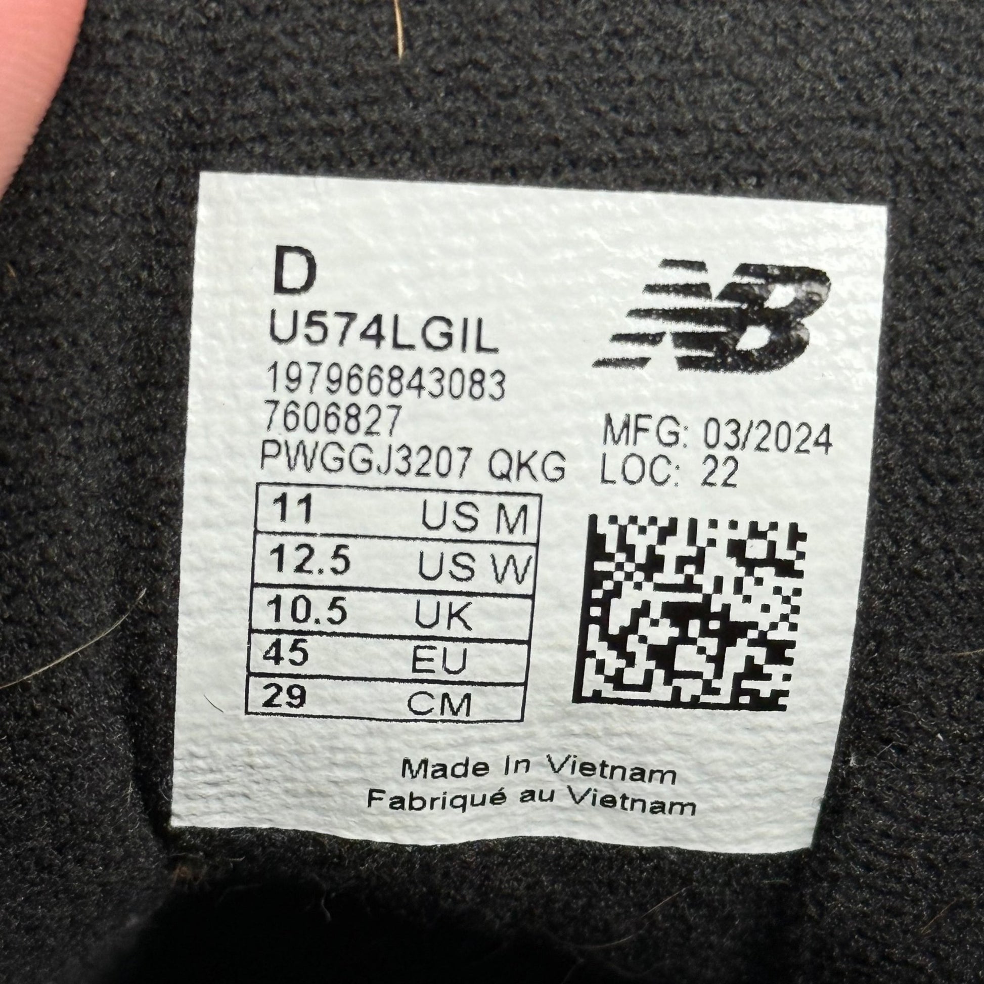 New Balance 574 Legacy Stone Island Dark Green VNDS *pre - owned* SIZE 11 - Kicks Collective PA - New Balance - U574LGIL - Men's Shoes - 11M/12.5W - Pre - Owned