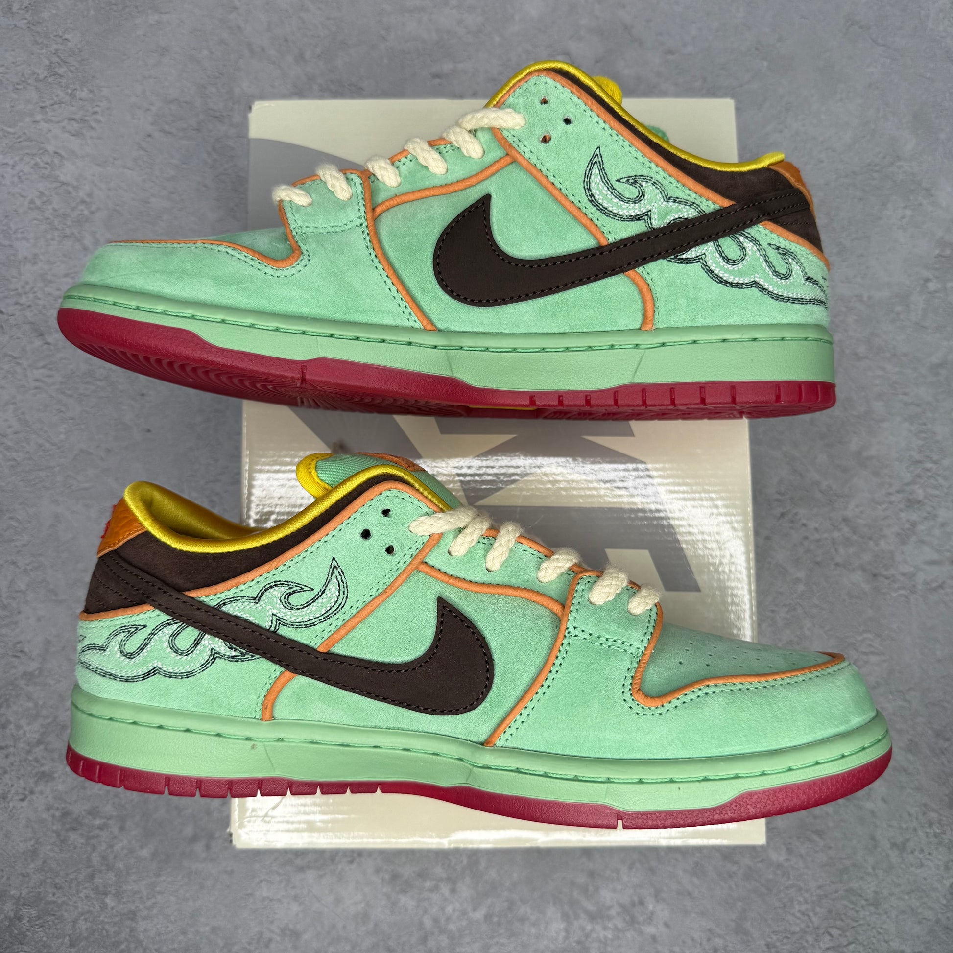 Nike SB Dunk Low Rodeo Tourmaline