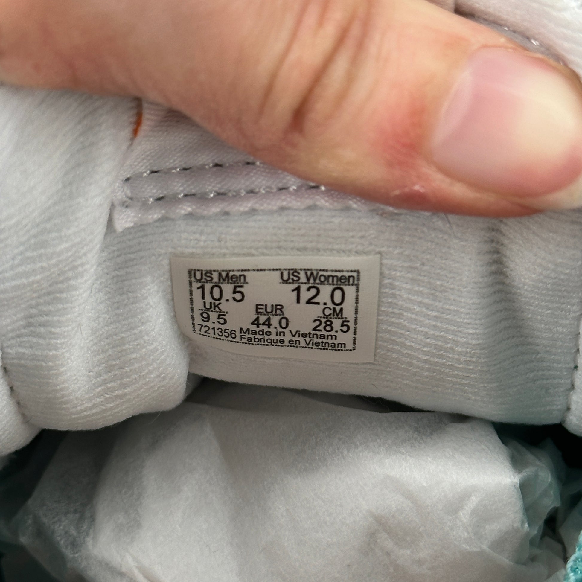 Vans Lowland CC Lenticular *pre-owned* SIZE 10.5