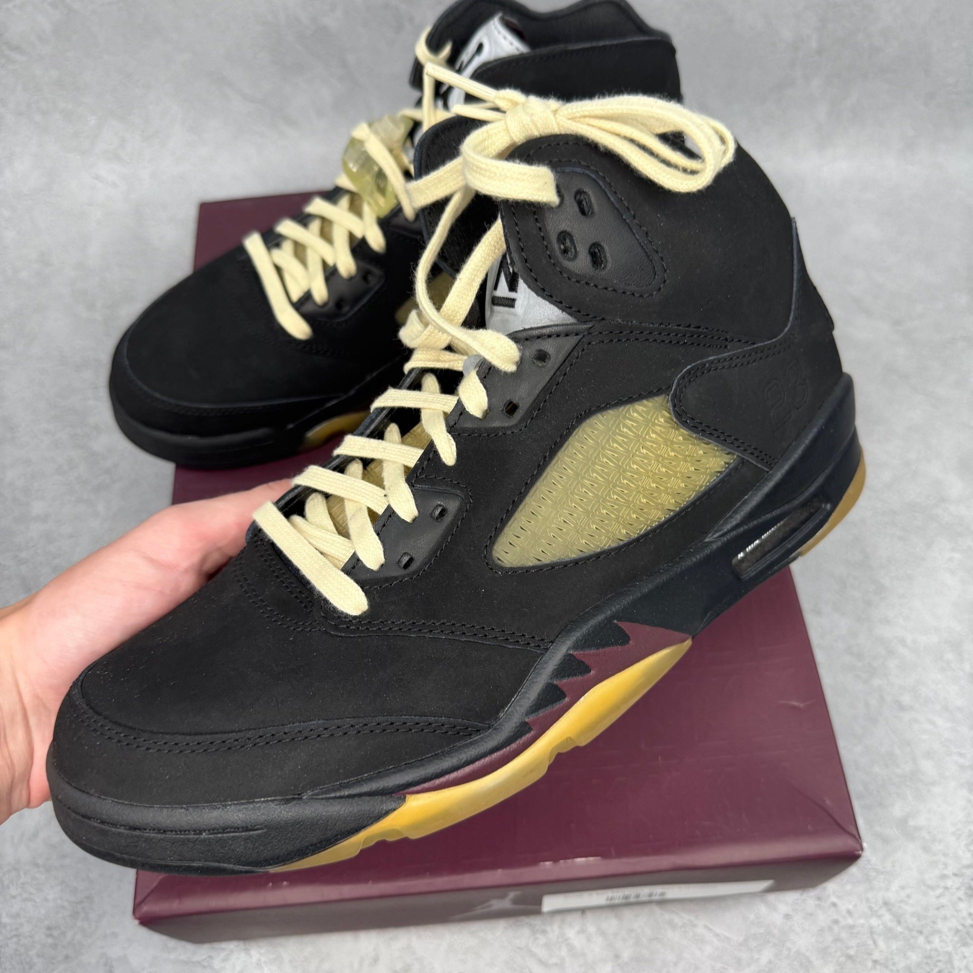 Jordan 5 Retro A Ma Maniére Dusk *pre - owned* SIZE 8.5 - Kicks Collective PA - Jordan - FD1330 - 001 - Men's Shoes - 8.5M/10W - Pre - Owned