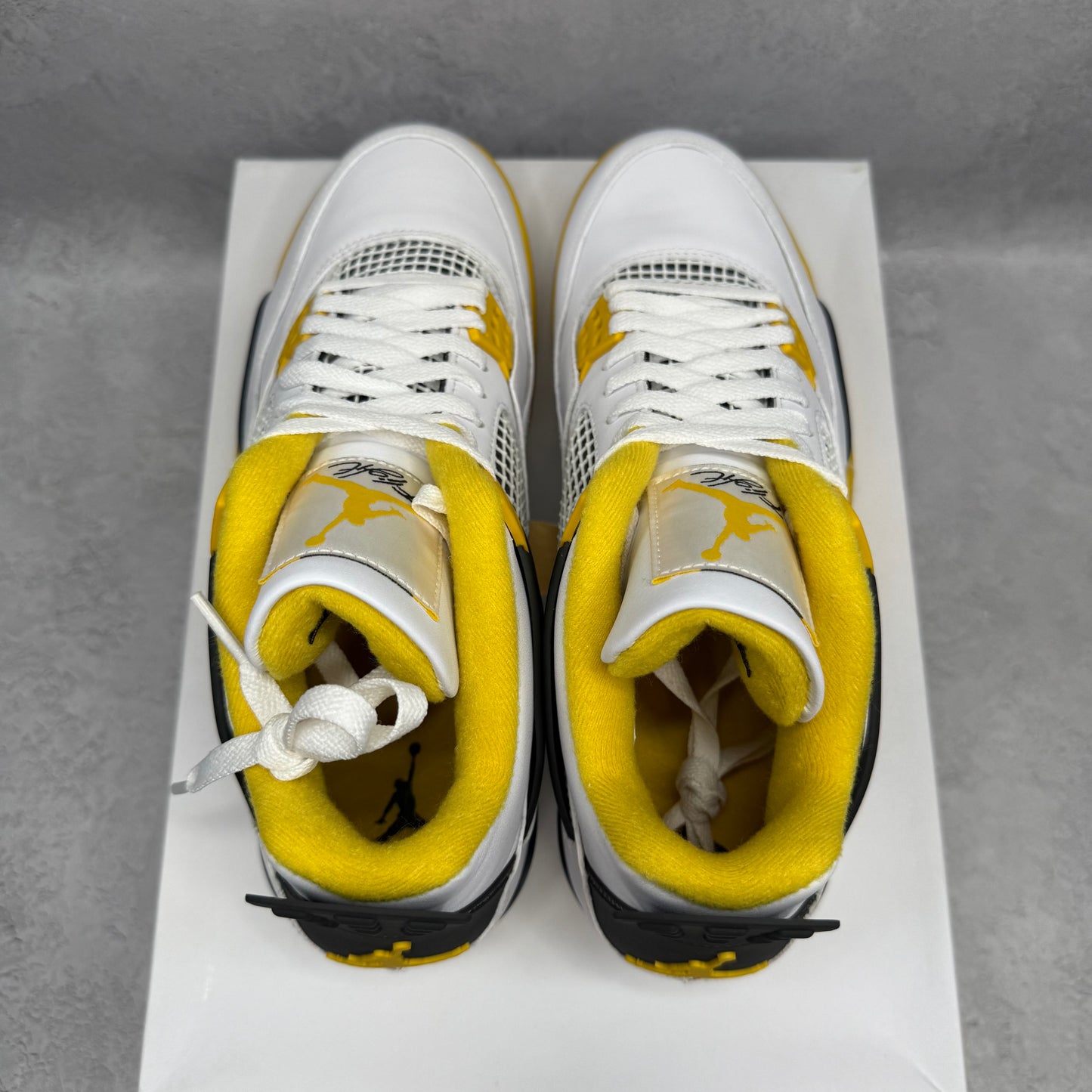 Jordan 4 Retro Vivid Sulfur (Women's)
