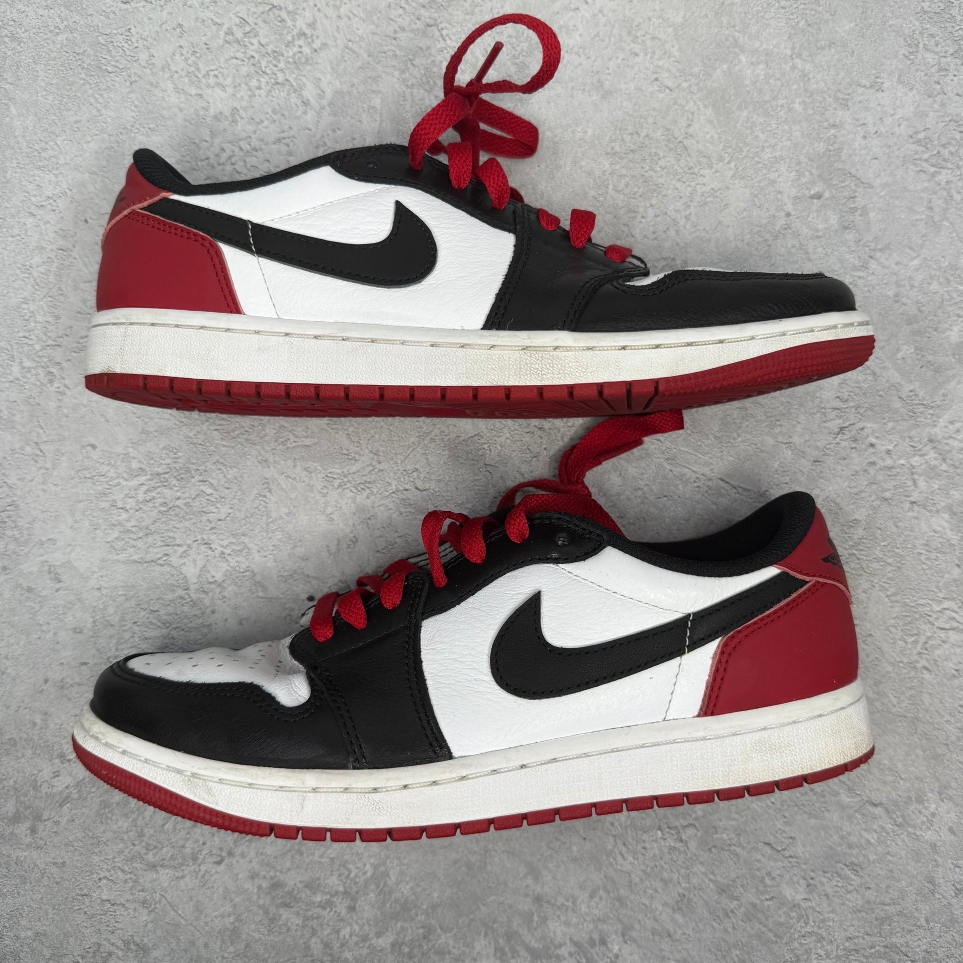 Jordan 1 Retro Low OG Black Toe (2023) *pre - owned* SIZE 8.5 - Kicks Collective PA - Jordan - CZ0790 - 106 - Men's Shoes - 8.5M/10W - Pre - Owned