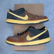 Nike SB Dunk Low Black and Tan 9 (Pre-Owned) - Kicks Collective PA - Nike - 313170-270-9-PO-1 - Pre-Owned Sneakers - 9