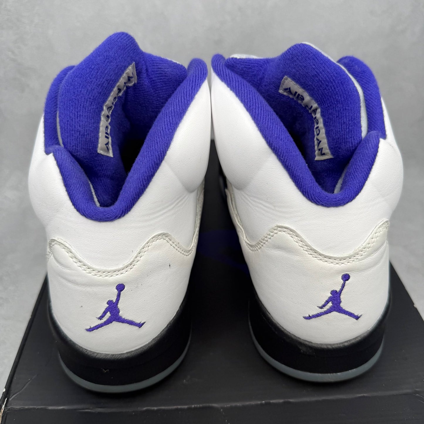 Jordan 5 Retro Dark Concord *pre - owned* SIZE 12 - Kicks Collective PA - Jordan - DD0587-141 - Men's Shoes - 12M/13.5W - Pre - Owned