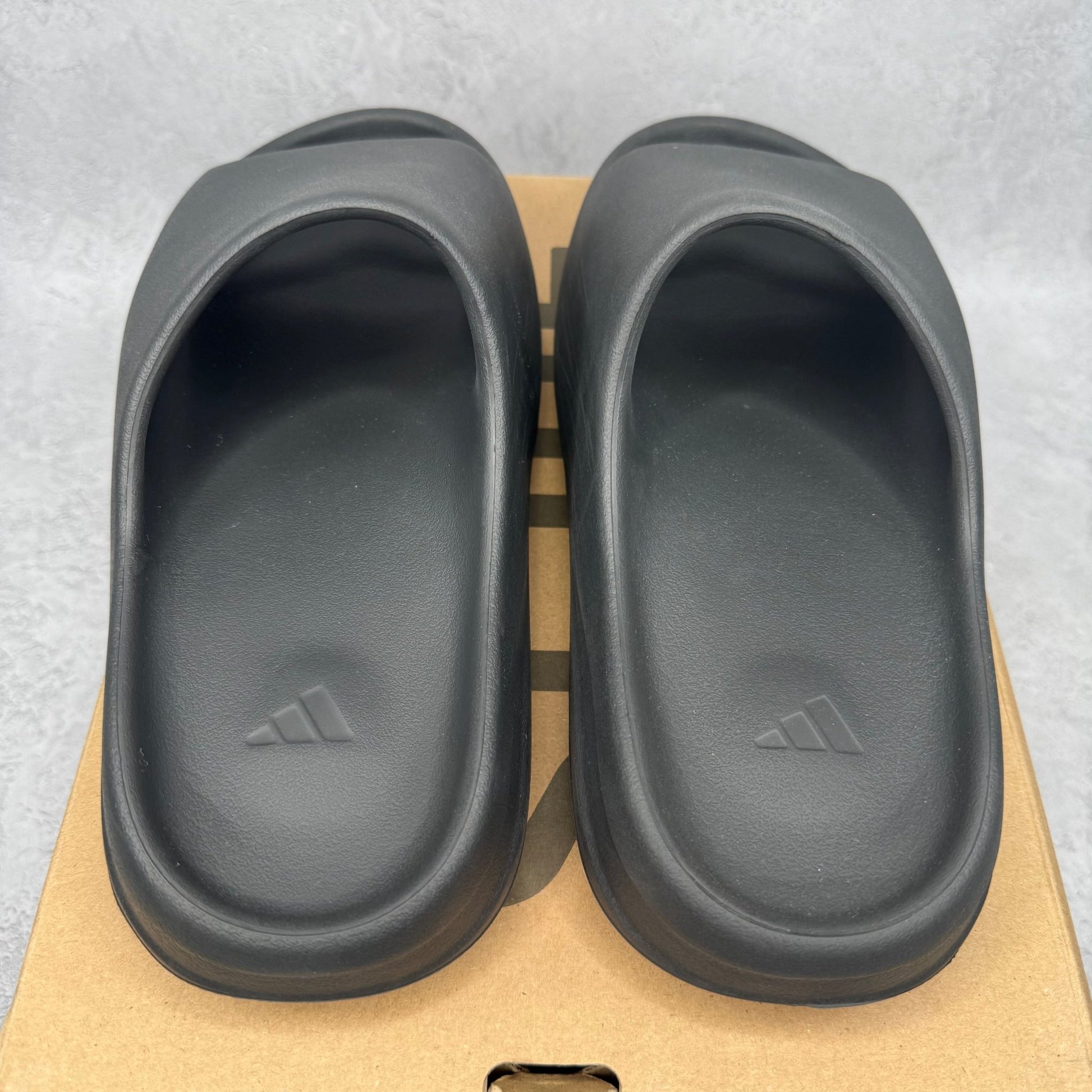 adidas Yeezy Slide Onyx *pre - owned* SIZE 11 - Kicks Collective PA - adidas - HQ6448 - Men's Shoes - 11M/12.5W - Pre - Owned