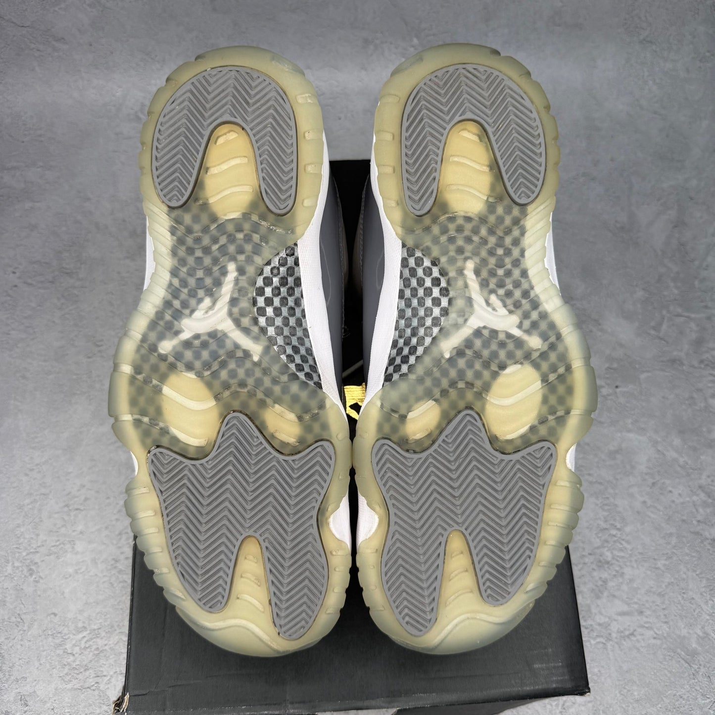 Jordan 11 Retro Low Cool Grey *pre - owned* SIZE 10 - Kicks Collective PA - Jordan - 528895-003 - Men's Shoes - 10M/11.5W - Pre - Owned - Original Box (Damaged)