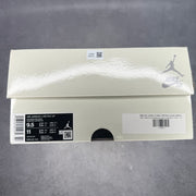 Jordan 4 Retro SB Pine Green *pre-owned* SIZE 9.5