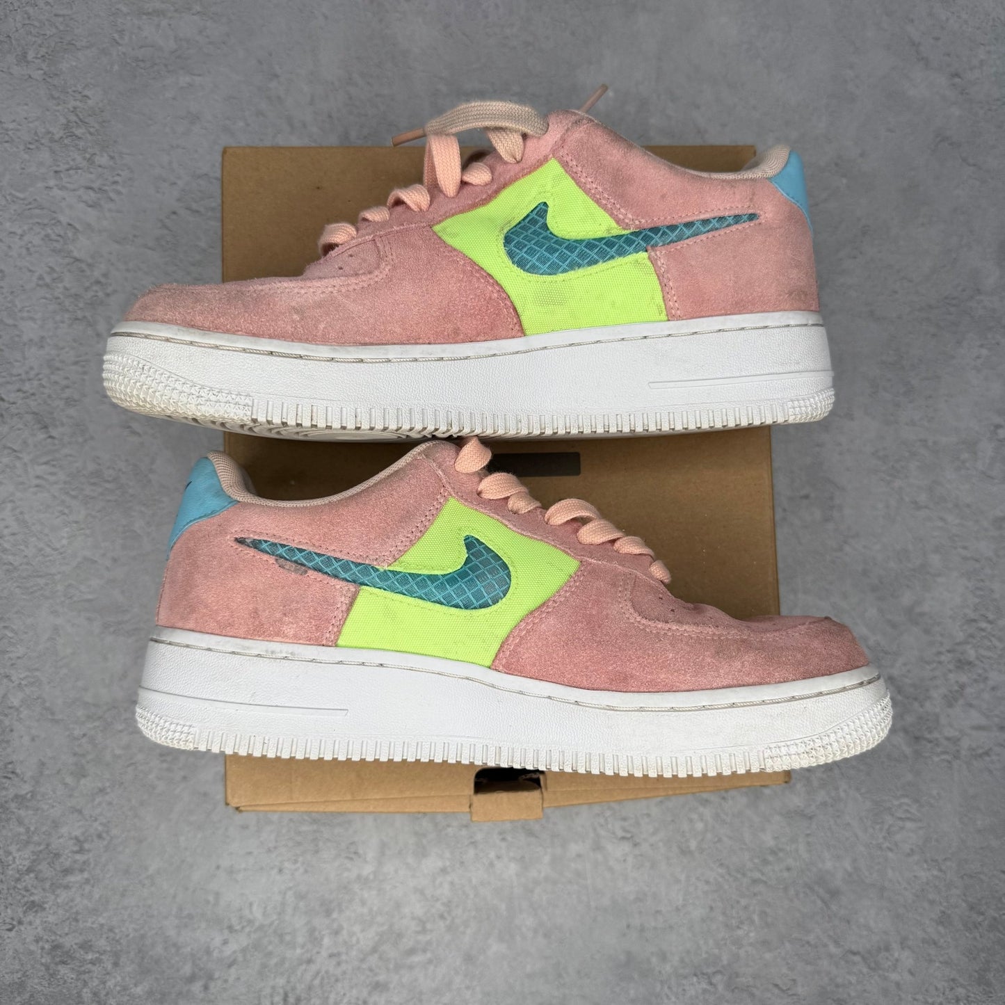 Nike Air Force 1 Low Washed Coral Ghost Green (Women's) *pre - owned* SIZE 7.5W - Kicks Collective PA - Nike - CJ1647-600 - Women's Shoes - 6M/7.5W - Pre - Owned - No Box