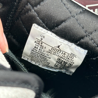 Jordan 2 Retro A Ma Maniére Airness *pre-owned* SIZE 9