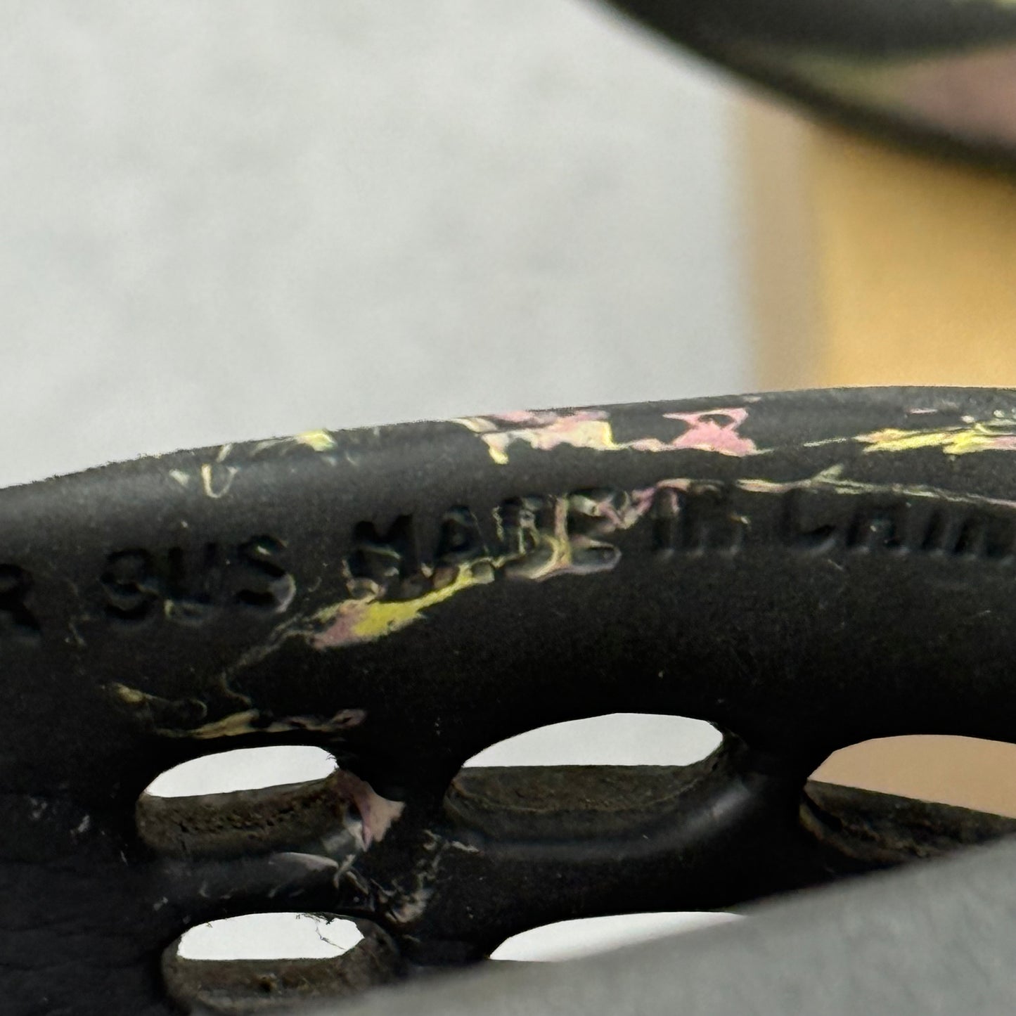 adidas Yeezy Foam RNR MX Carbon *pre-owned* SIZE 9